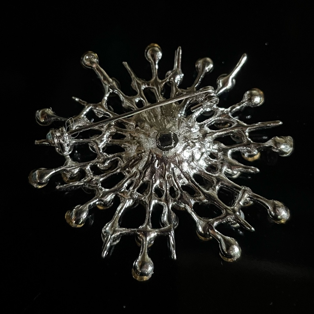 Vintage Rhinestone Brooch - Picture 4 of 5